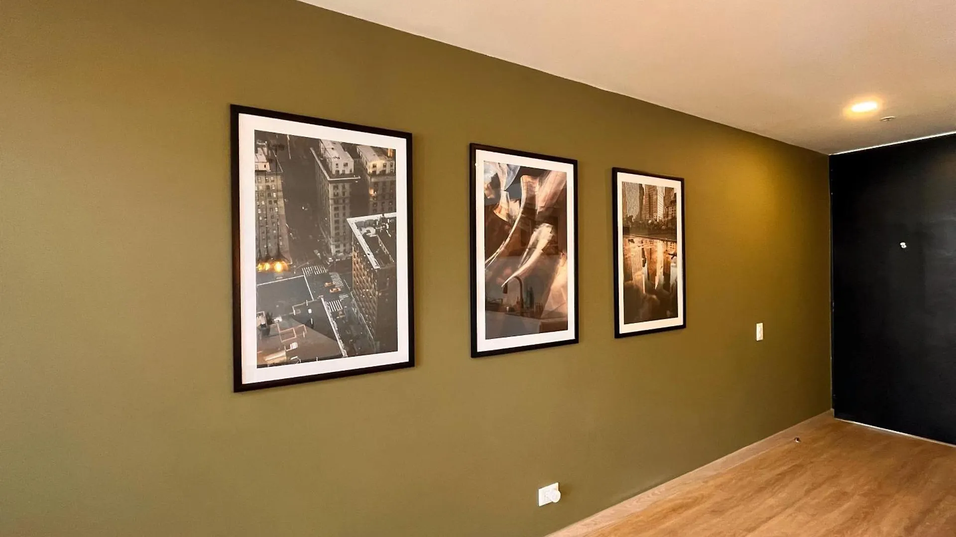 Enchanted Elegance In Laureles Medellin Apartment