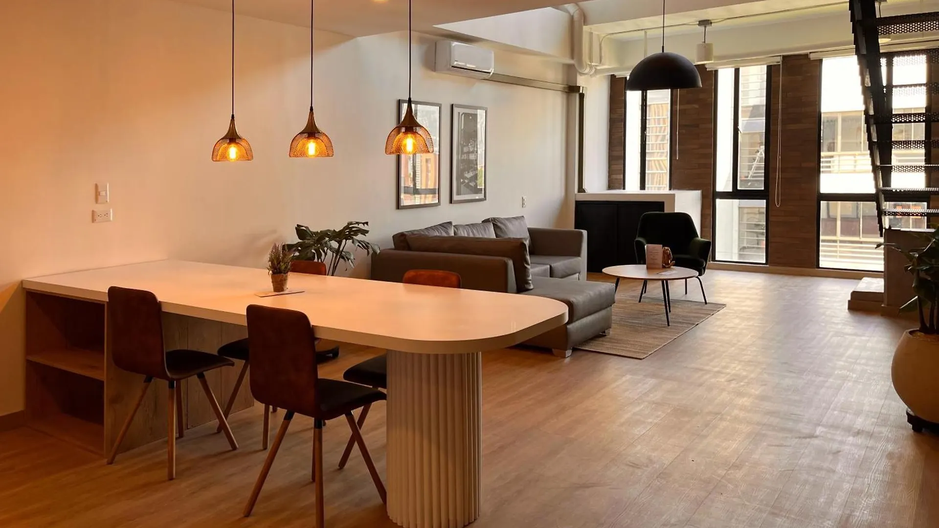 Apartment Enchanted Elegance In Laureles Medellin